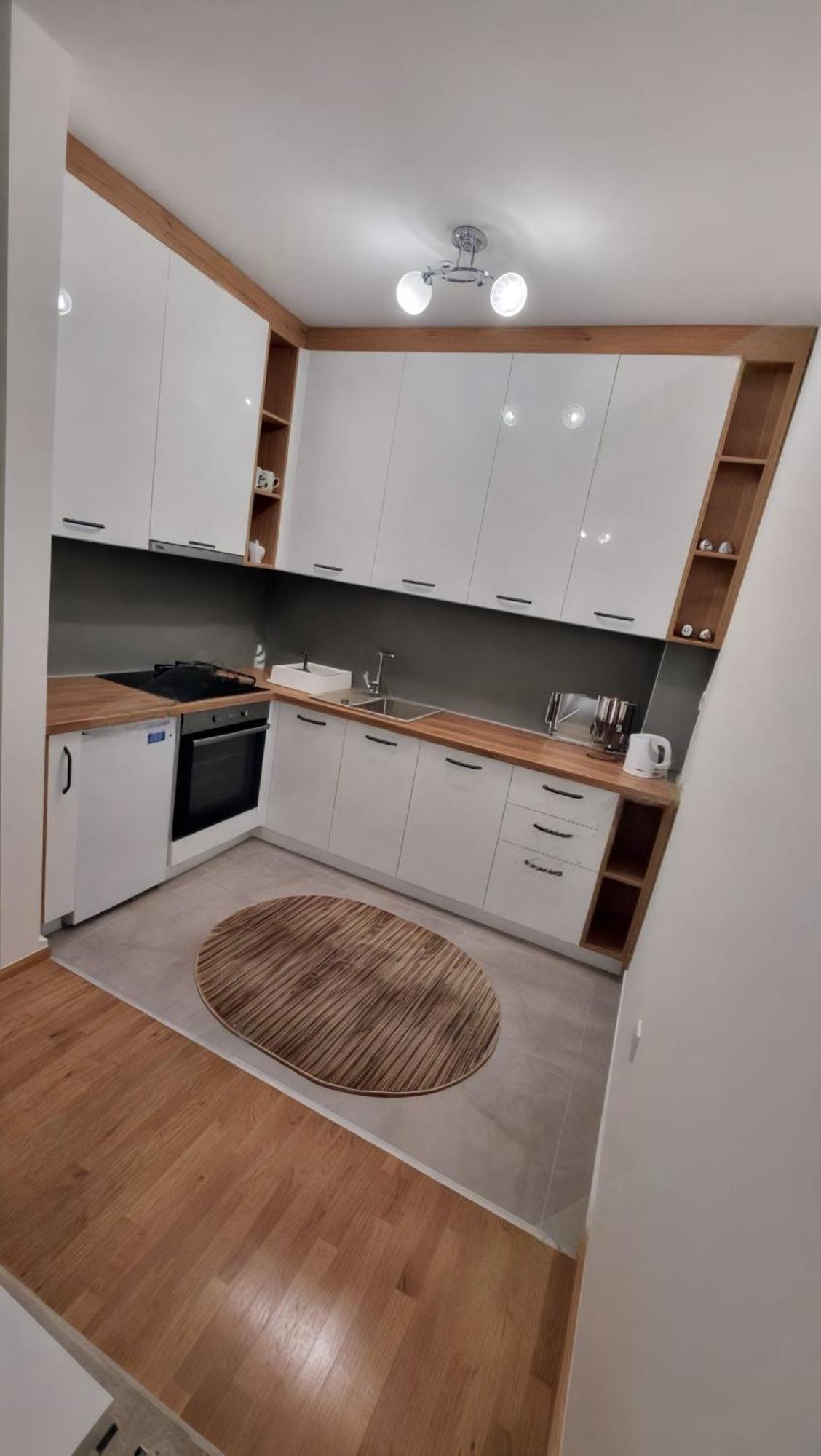 Pyramid View Apartment *